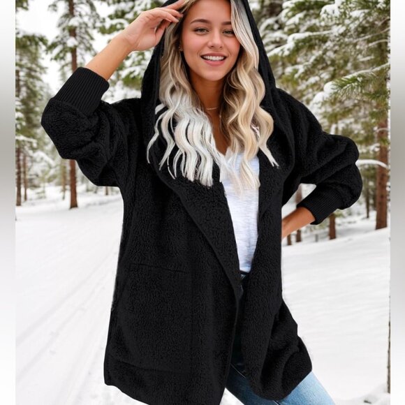 Zilcremo Black Fuzzy Jacket Size Small - Picture 2 of 9